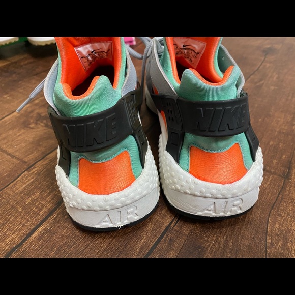 SOLD - Picture 4 of 5